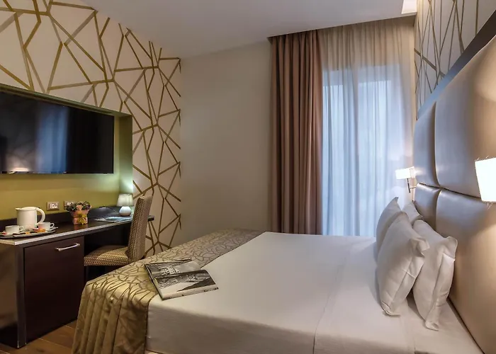 Otel Catone District